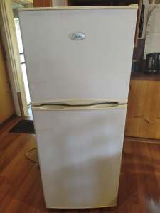 Small fridge/freezer in excellent working order