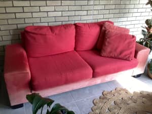 FREE Very comfortable Amart 3 seater couch with 2 extra cushions
