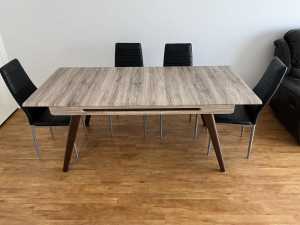 Dining Table, Extendable (as new, seats 6-10)
