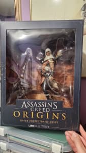 Assassins Creed Origins Bayek statue