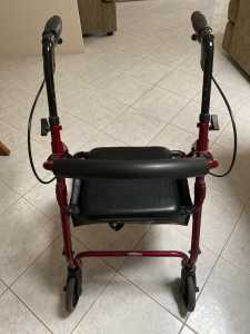 4 wheel mobility walker
