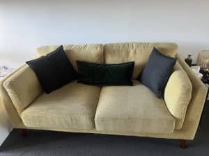 Lounge 2-seater - mustard colour
