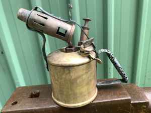 PRIMUS NO. 633 BLOW TORCH / LAMP, 1940s ANTIQUE