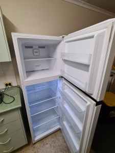 Hisense fridge nearly new 