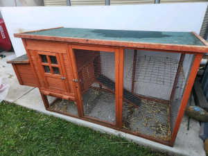 Chicken cage or rabbit cage 