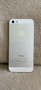 Apple iPhone 5s 16GB Like New Condition