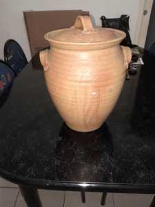 Pottery crock urn