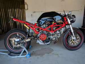 Part Out - 2000 Monster 900ie Radical Ducati Project / Track Bike