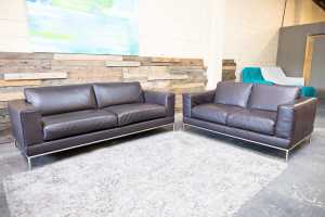 Full Leather Chocolate 5 Seater Lounge Suite. Excellent Condition