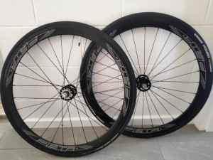 Pista deep section aluminium track wheels flip flop with cog and tyres