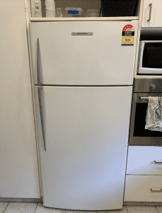 Fisher and Paykel 517 litres White Fridge Freezer