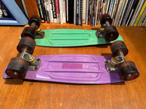 2 plastic kids skateboards $10 the pair