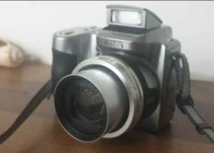 Kodak EasyShare Z740 5.0MP Digital Camera 10x Optical Zoom Lens 38-380