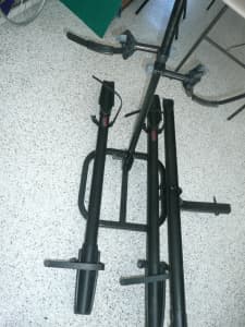 HEAVY DUTY ELECTRIC BIKE RACK FOR TOW BAR. AS NEW