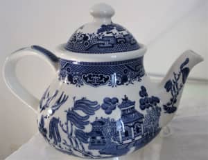 Blue Willow Teapot | Gumtree Australia Free Local Classifieds