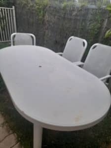Cream Heavy duty plastic Outdoor Table