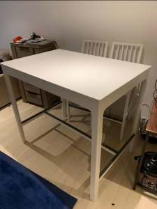 Ikea Bar table and 2 bar stools, 120 cm