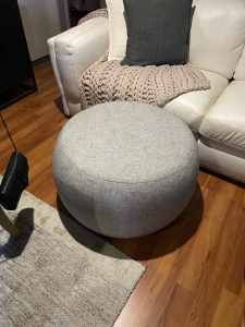 Freedom Global Ottoman light gray new condition