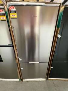 Brand New Hisense 417 litres fridge freezer.