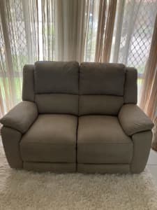 Electric Recliner sofa/ lounge 
