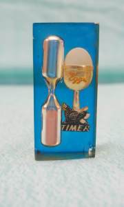 Vintage Resin Set Egg Timer