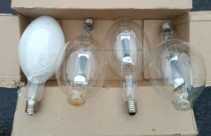 Industrial lamps for high bay or tennis court lights $20 the lot