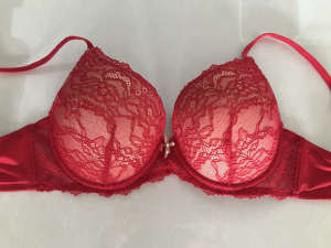 Cute Size 14D Red PLEASURE STATE Padded Bra $10.