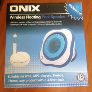 Onix wireless floating pool speaker NEW. Nic's gifts