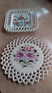 2 glazed ceramic lattice plate decor with folk designs