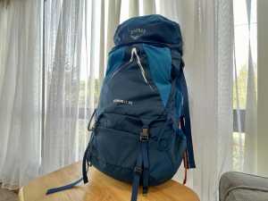 hiking backpack:Osprey Atmos AG LT 65L
