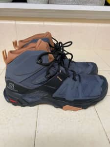 Salomon X Ultra 4 Mid Gore-Tex Hiking Boots Womens 9.5