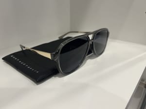 Quay Aviator Sunglasses - Brand New Condition - Never Used