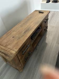 Buffet and hutch or tv unit