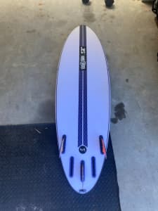 6,3 JS Raging Bull HiFi Surfboard