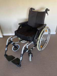 Breezy Folding Wheelchair