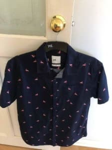 yd Flamingo Short Sleeve Shirt Size M - Brand New Without Tags