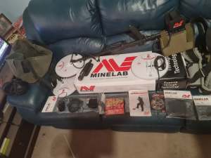 Minelab GPX 5000 package in as new cond