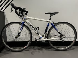 Light & Agile Road Bike for Sale
