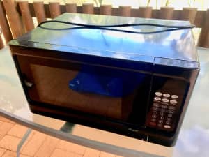 28 litre Microwave Oven