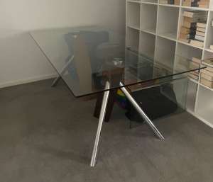 Nick Scali Anja Glass Dining Table & 6 Mori Chairs (Latte)