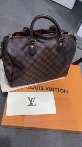 Louis Vuitton speedy 30