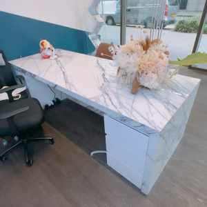 Upgrade your workspace with our exquisite marble office desk !