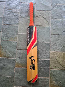 Kookaburra VIPER PRO 350 Junior Cricket Bat Size 5