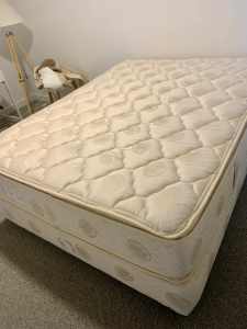 Queen bed mattress and base