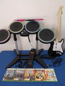 XBox 360 Rock Band Guitar, Drum Kit, Microphone & 324 Songs
