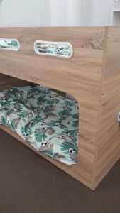 Low line bunk bed 