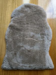 Australian sheepskin baby rug