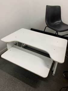 Stand up desk / work station - white