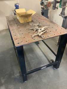 Steel work jig bench