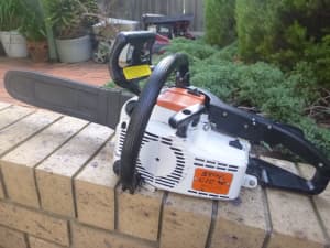 STIHL 010 CHAINSAW IN VERY GOOD CONDITION 